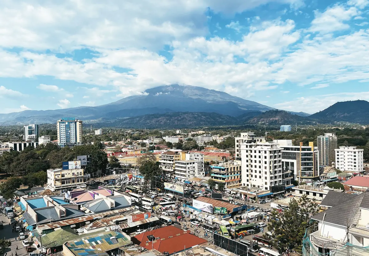 Arusha mit dem Mount Meru